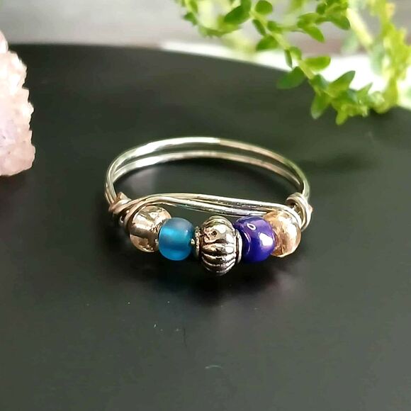 Dainty Boho Chic Seed Bead Ring, Stackable Beaded Ring, Size 8 - Picture 1 of 2